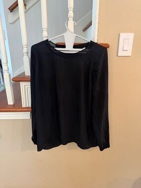 Vince Classic Black Long-Sleeve Women's Blouse